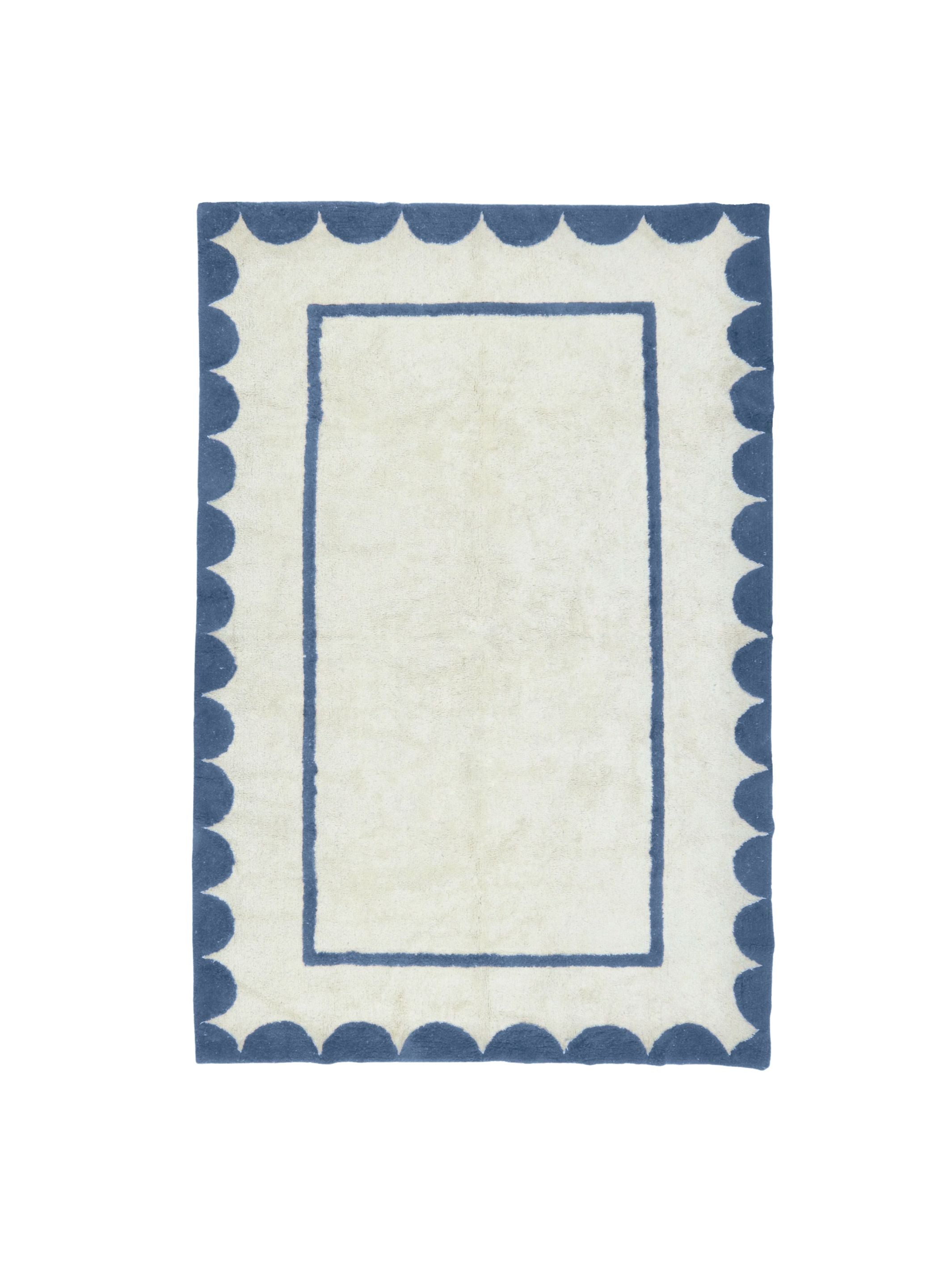 Dusty Blue Scallop Rug