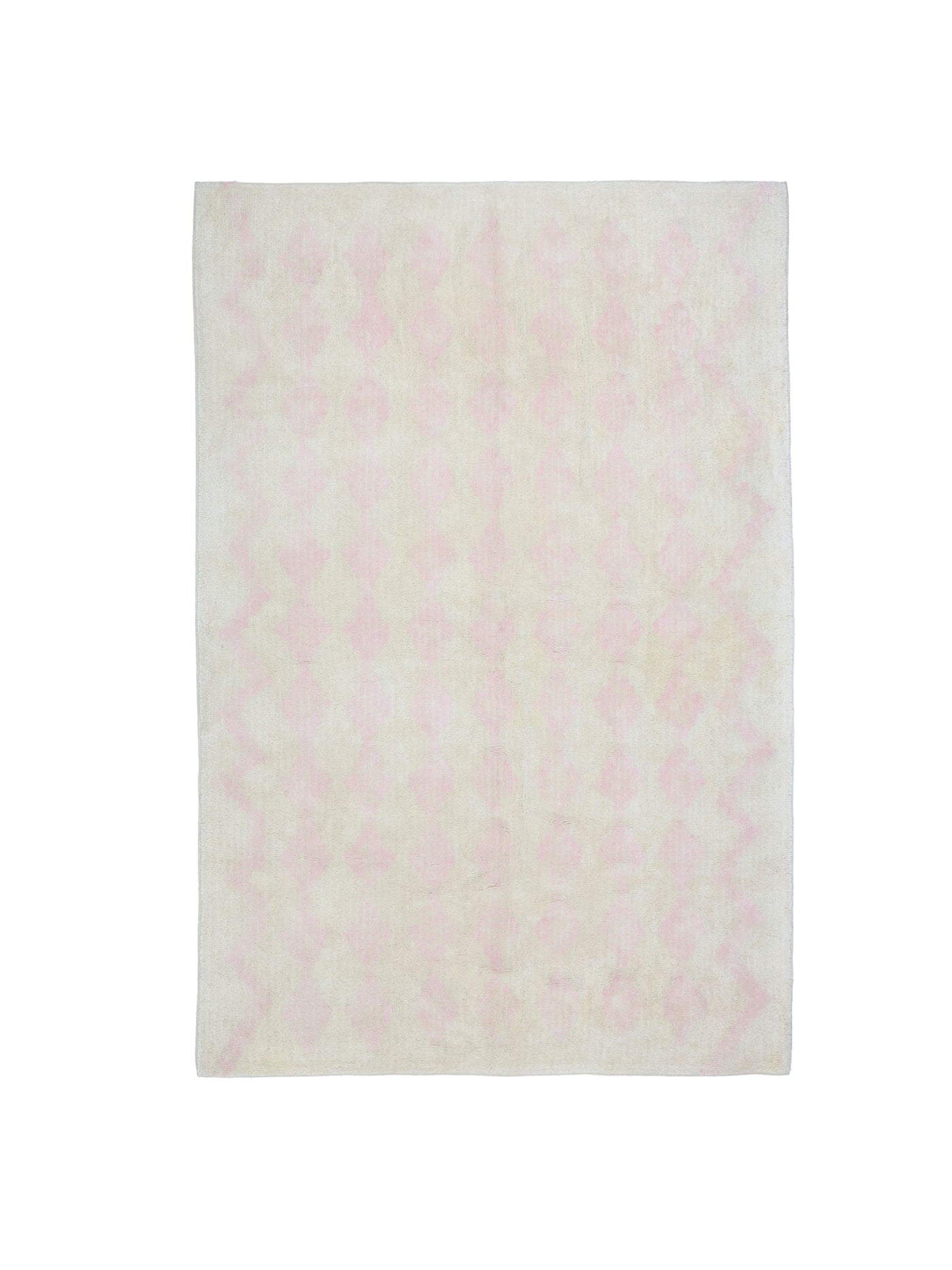 Natural rug with soft pink diamond details